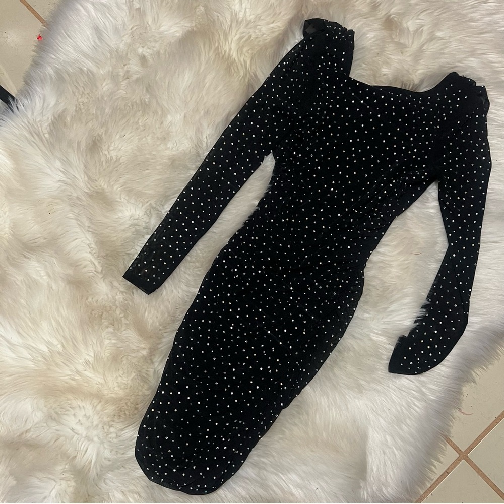 New Windsor black embellished dress size small